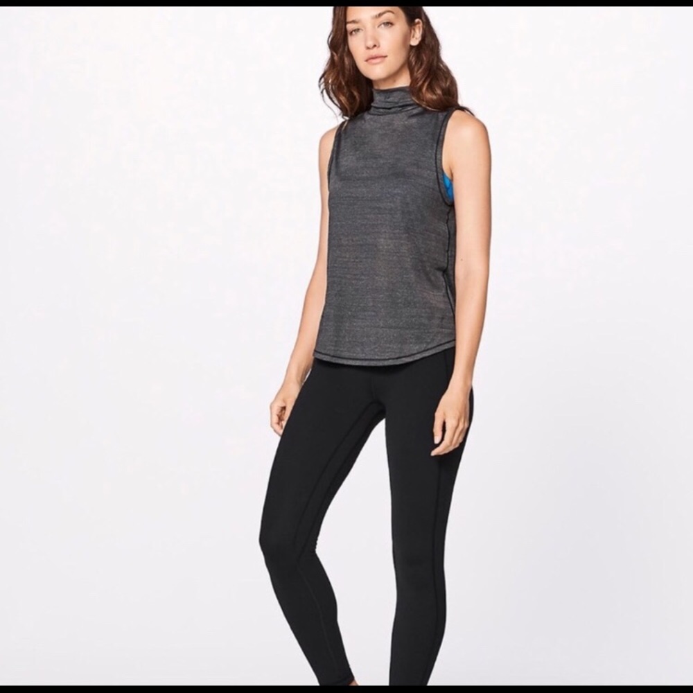 Authentic Lululemon twist and reach mock neck tank